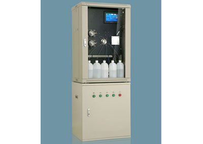 �����ھ������x